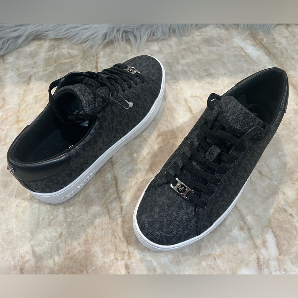 Michael Kors Keaton Lace-Up Black Sneakers